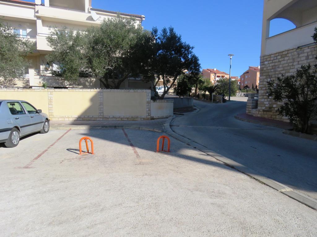 Apartments Party Novalja Εξωτερικό φωτογραφία