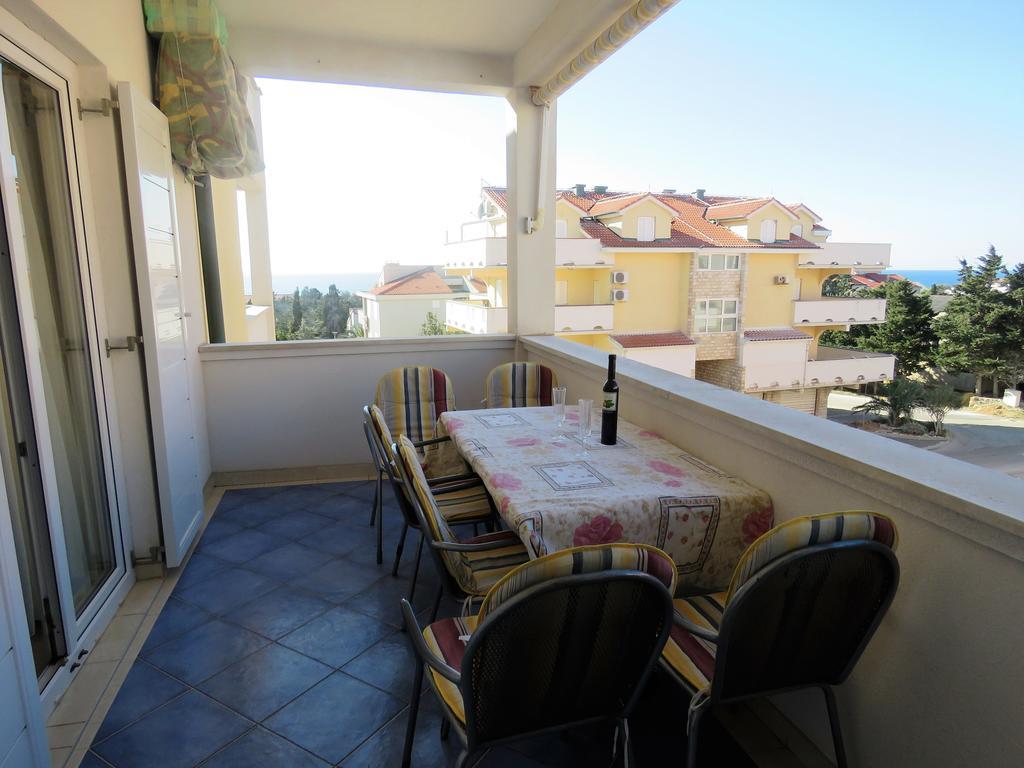 Apartments Party Novalja Εξωτερικό φωτογραφία