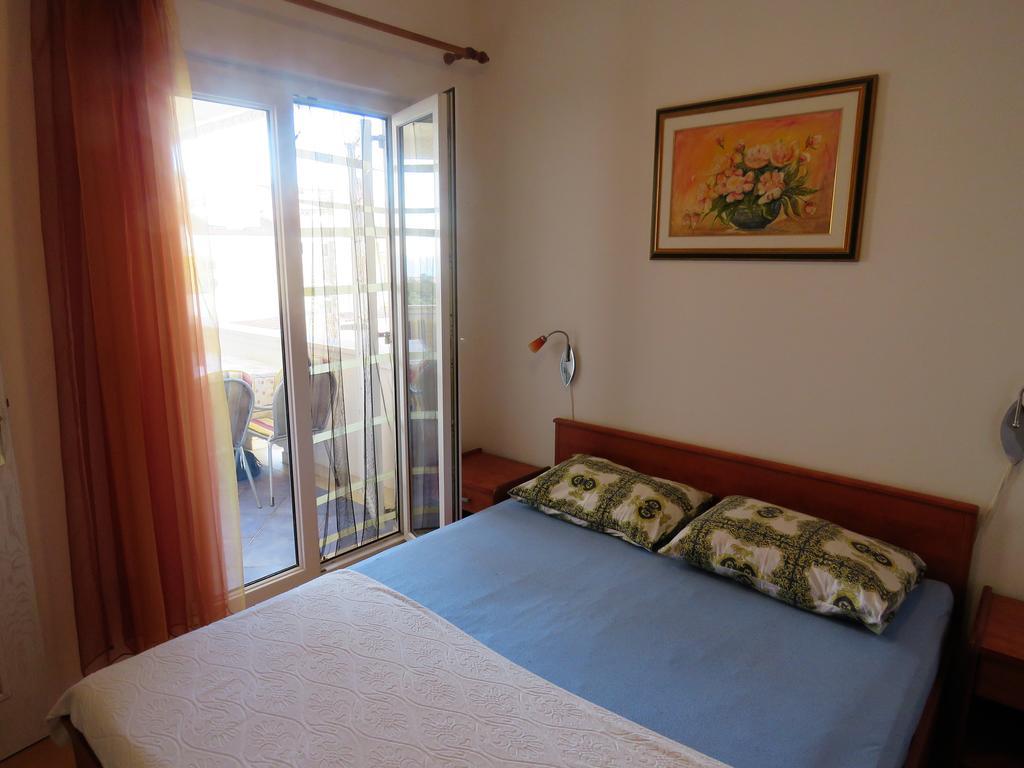 Apartments Party Novalja Εξωτερικό φωτογραφία