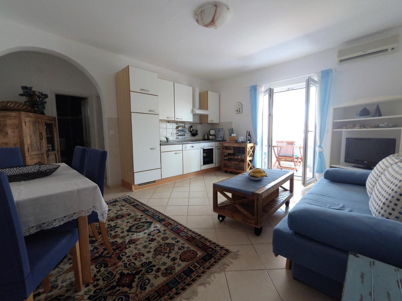 Apartments Party Novalja Εξωτερικό φωτογραφία